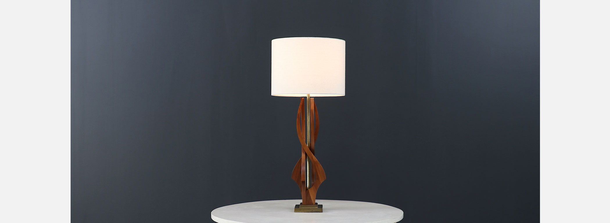 Mid-Century Modern Sculpted Spiral Walnut Table Lamp Image