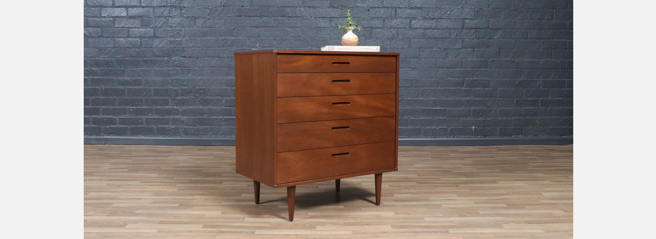 Edward J. Wormley Mahogany 5-Drawers Dresser for Dunbar Image