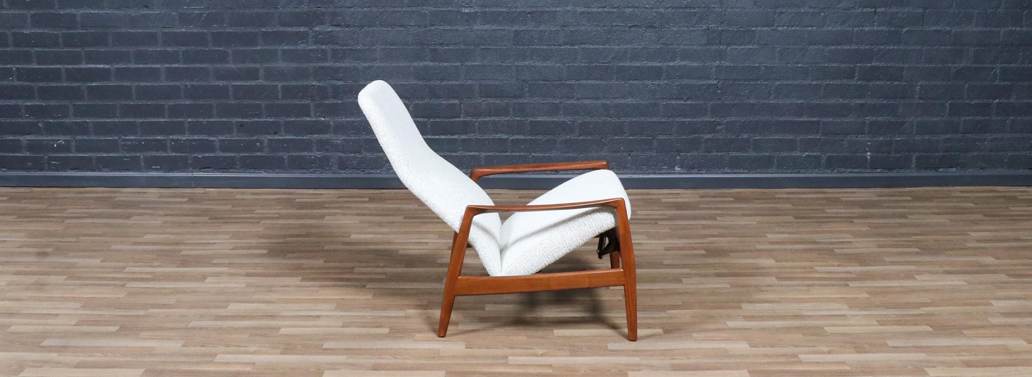 Folke Ohlsson Model-1032 Reclining Chair w/ Ottoman for Dux