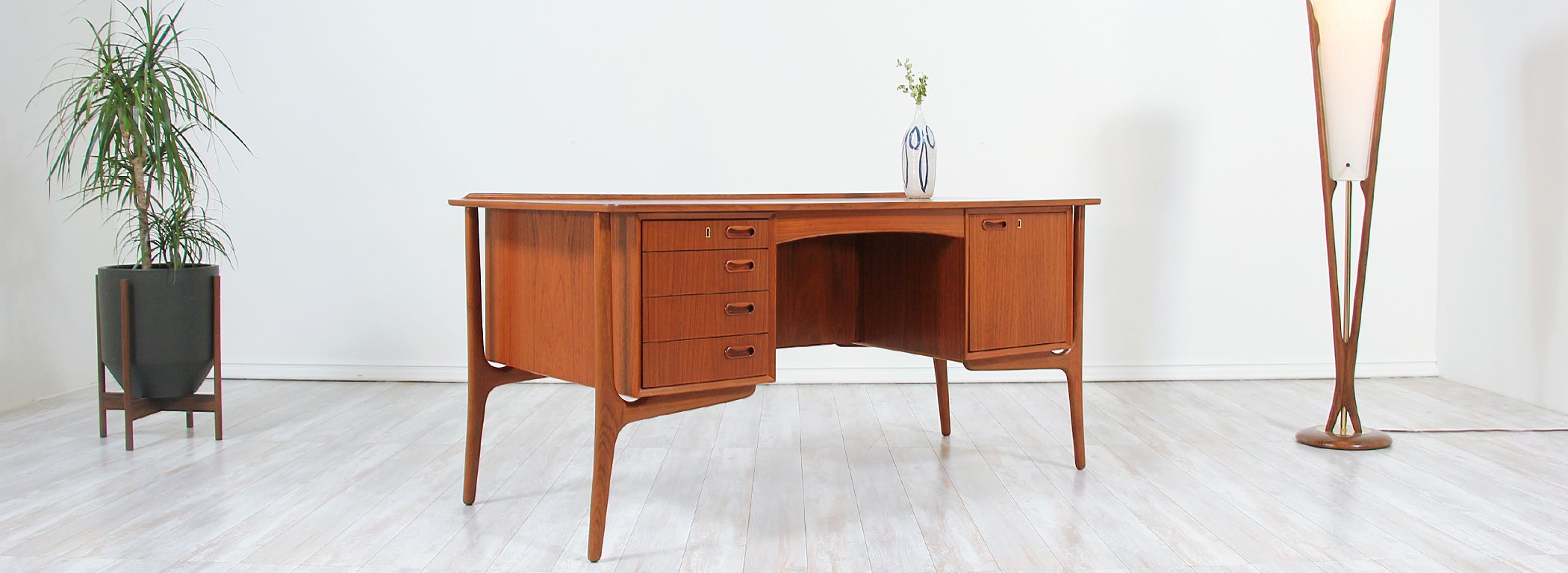 Svend A. Madsen Teak Executive Desk for H.P. Hansen | Danish